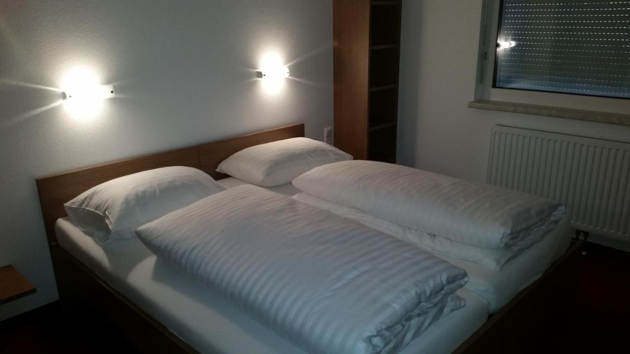 Fairsleep Motel Hainburg Hainburg an der Donau Exteriör bild